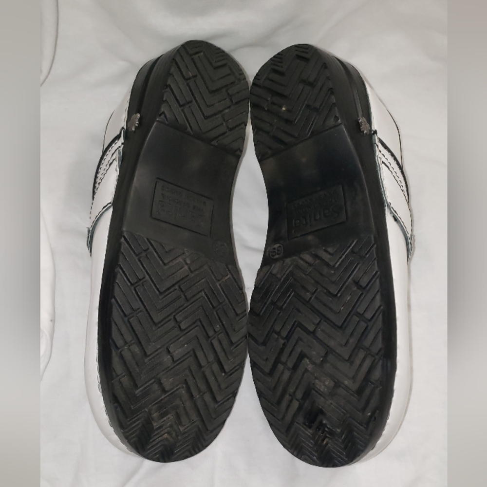 Koi Women's White and Black Clogs - Picture 9 of 12